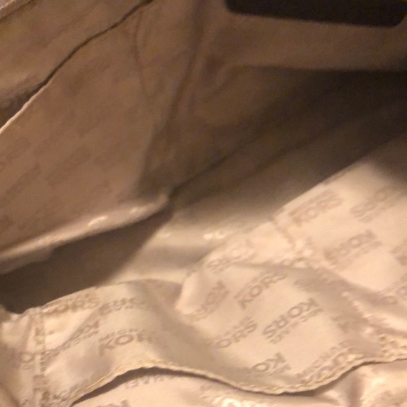 Michael Kors Brown Shoulder Bag / satchel with Gold Accents VINTAGE - Picture 8 of 9